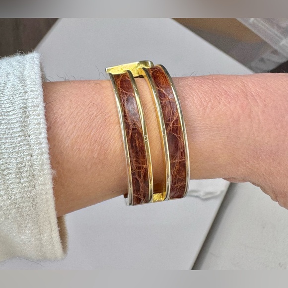 Loewe Vintage L-logo double cuff embossed bangle bracelet with COA - Picture 13 of 14